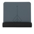 630fbt-phoenix-yogamatte-yoga-bodhi-blue-halbgerollt.jpg