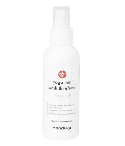 Manduka Yoga Mat Wash and Refresh 118ml Lemongrass- Środek do czyszczenia mat